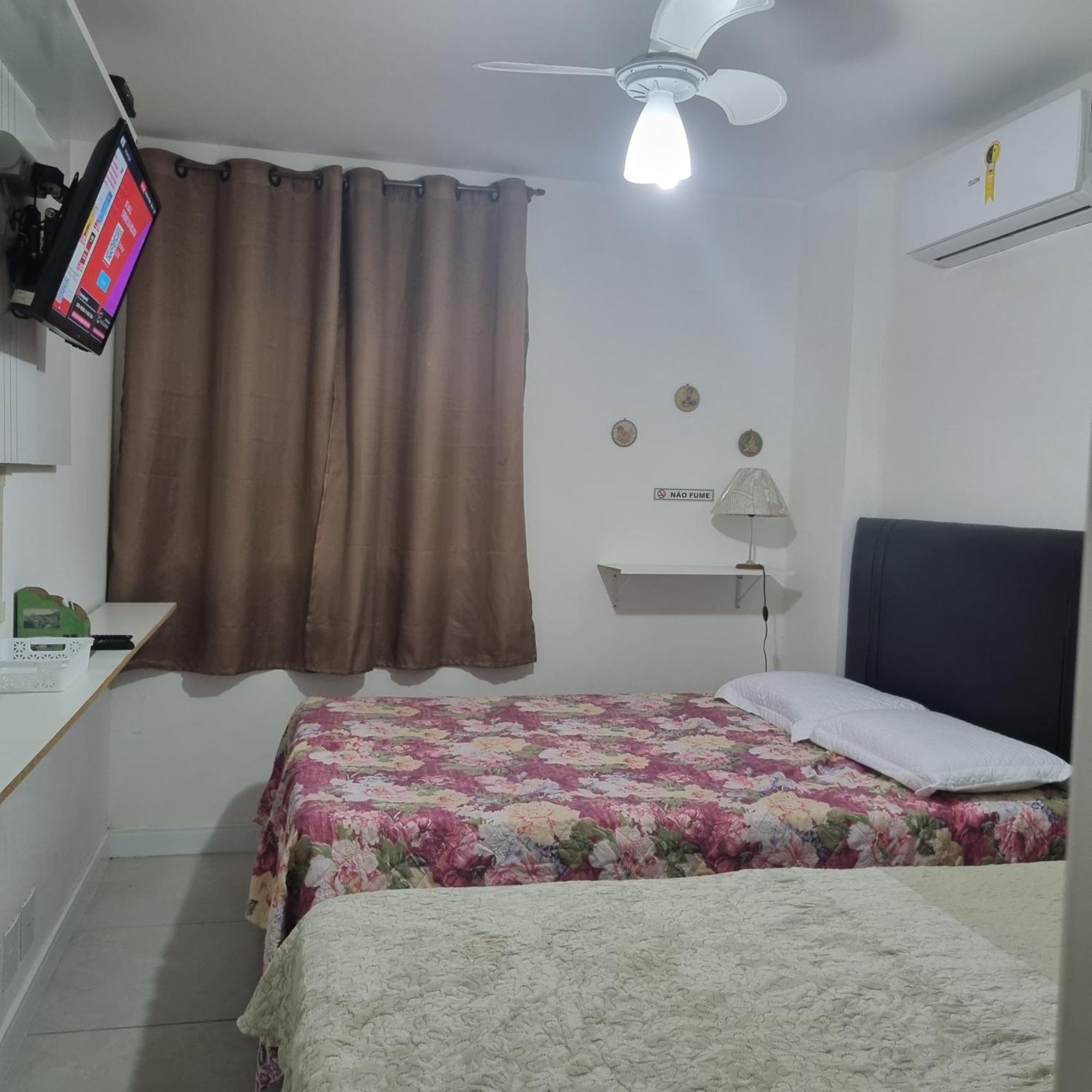 Residencial Golden Lake アハイアウ・ド・カボ エクステリア 写真