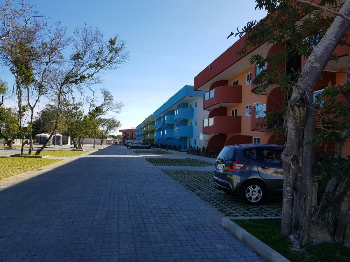 Residencial Golden Lake アハイアウ・ド・カボ エクステリア 写真